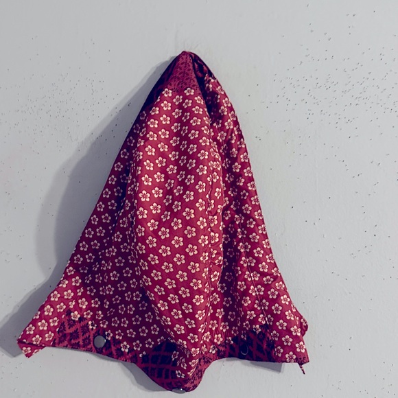 Johnny Was jacket with lots of printed designs. Detachable Hoddie NWOT - Picture 13 of 16